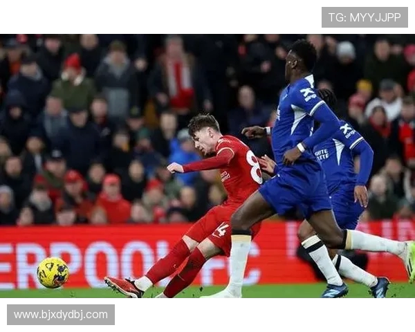 马丁内利：从新星崛起到足球场上的闪耀之星